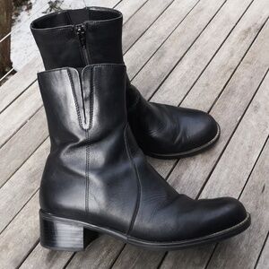 La Canadienne low-heeled waterproof ankle boots